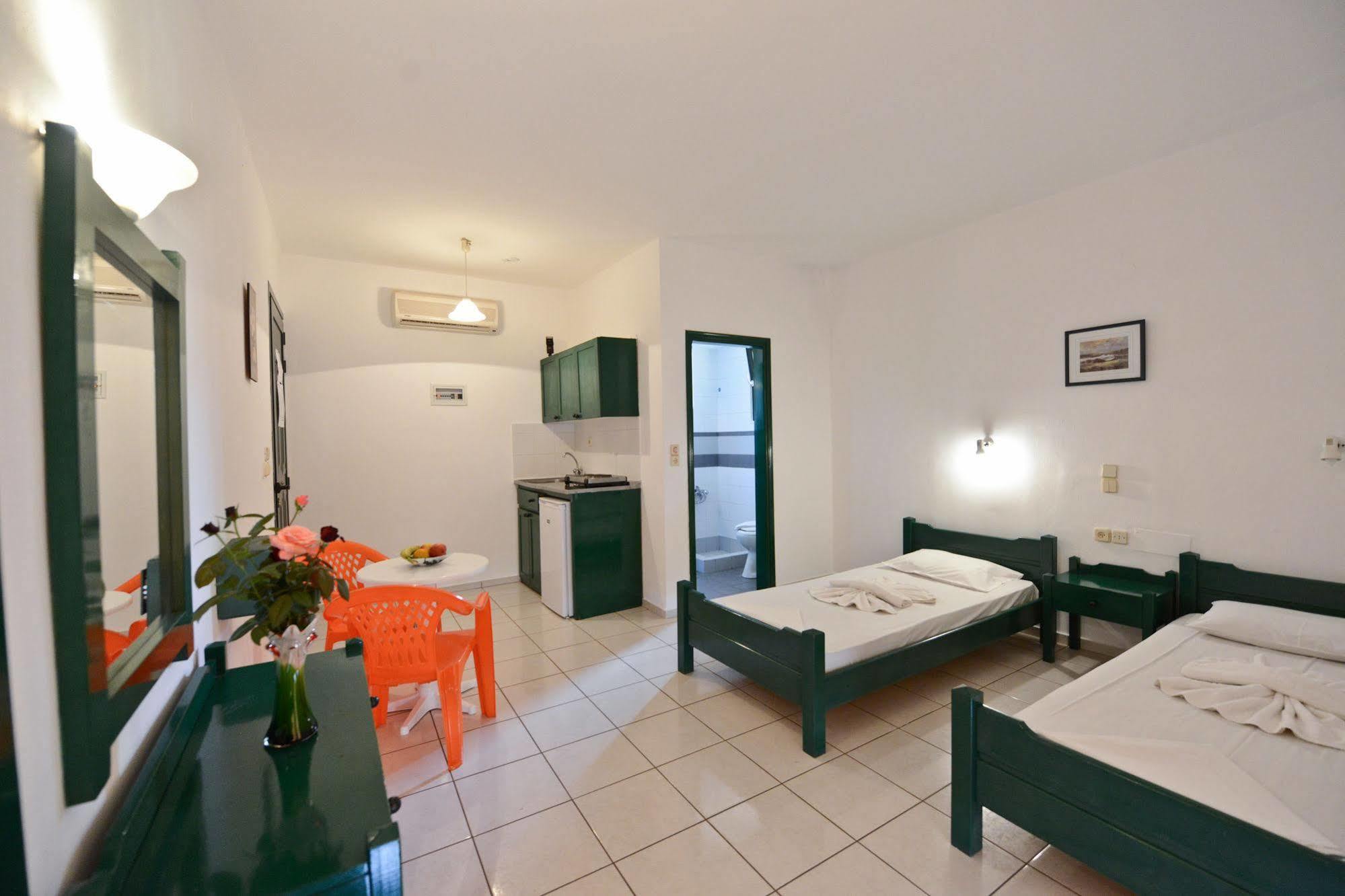 Milos Studios Malia Extérieur photo